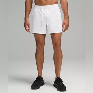 Lululemon Zeroed In Linerless Short 5" - White, Size XXL